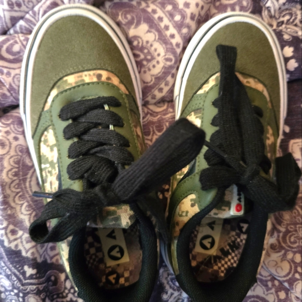 Brand new without tags, boys camo AIRWALKS, too big, an excited 5 yr old opened.